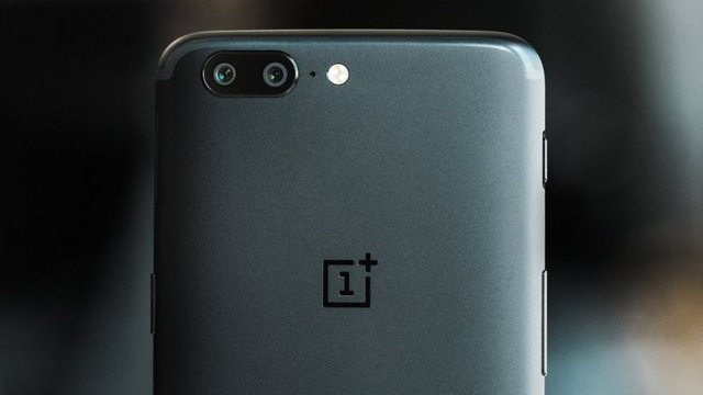 AndroidPIT-oneplus-5-0173.@750.jpg