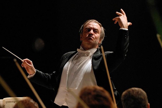 valery_gergiev_b_1.jpg