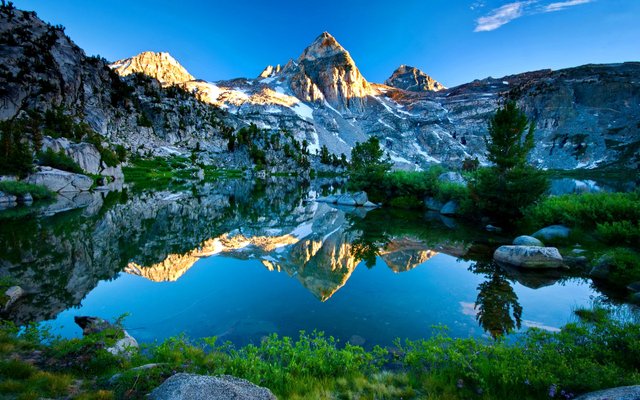 lake-reflection-mountain-background-web-landscapes-widewallpaper-nature.jpg