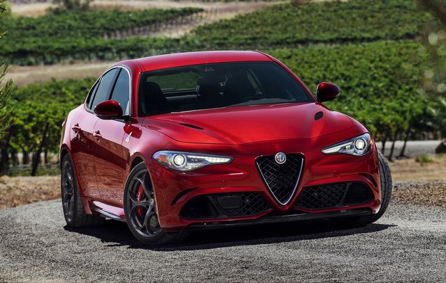 Alfa Romeo Giulia.jpg