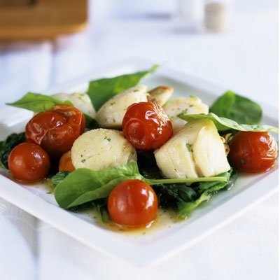 orig_scallops_with_spinach_and_bacon_salad_yo_20161010161818533448pojglr.jpg