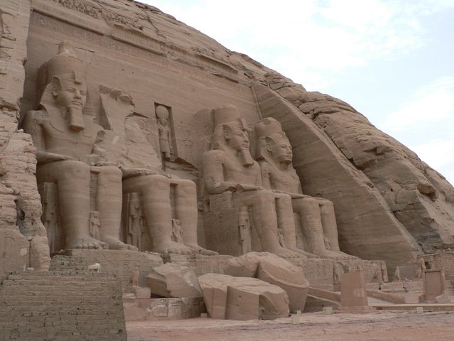 abu-simbel-384276.jpg