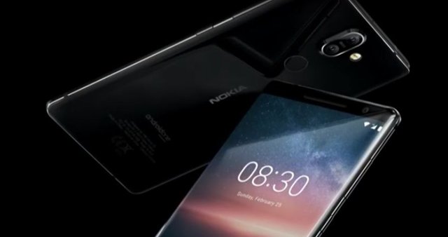 nokia-da-lovita-la-mwc-2018-a-prezentat-patru-modele-de-smartphone-si-clasicul-telefon-matrix_2.jpg