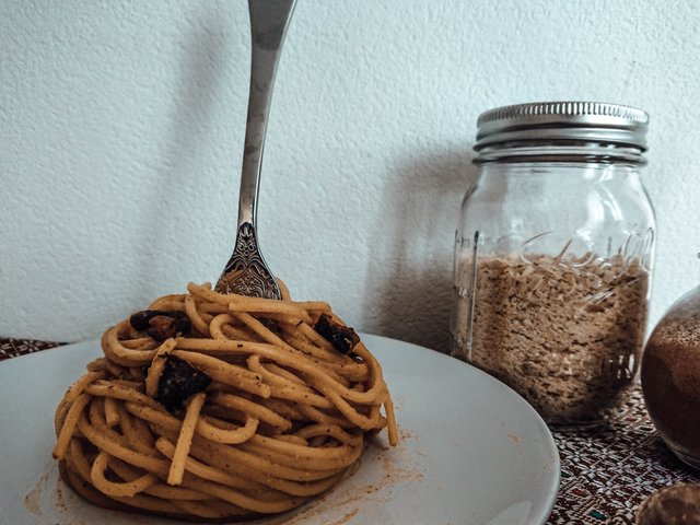 vegan-spaghetti-carbonara.jpg