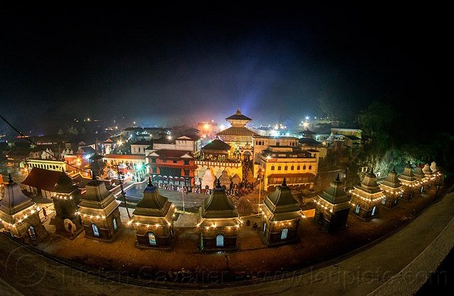 14323730187-pashupatinath-temple-night-kathmandu-nepal.jpg