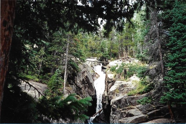 colorado falls in park.jpg