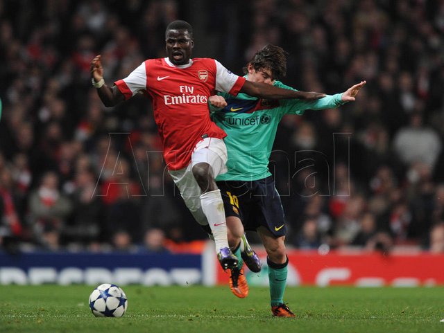 zp_Eboue-Messi-1-110216MAFC_3362_0.jpg