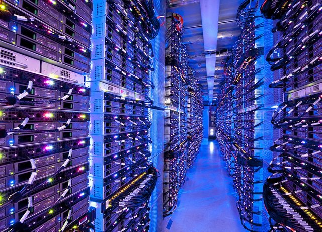 datacenter-de-minado-de-criptomonedas.jpg