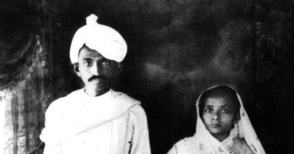 mahatma-gandhi-wife-kasturba-1913.jpg