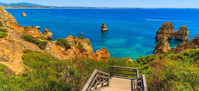 ponta-piedada-lagos.jpg