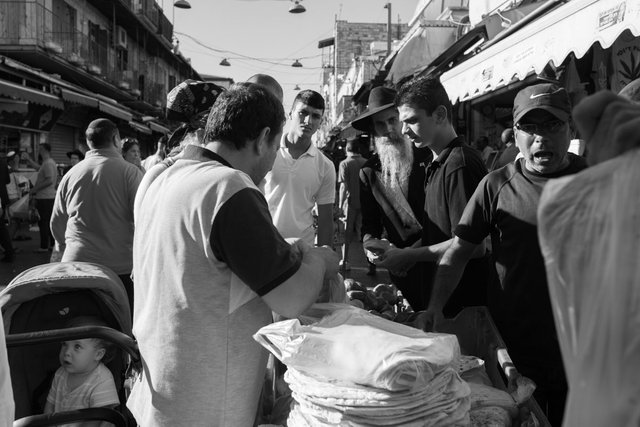 Mahane_Yehuda_Jerusalem_by_Victor_Bezrukov-11.jpg