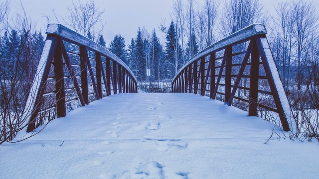 bridge_snow_traces_winter_116429_3840x2160.jpg