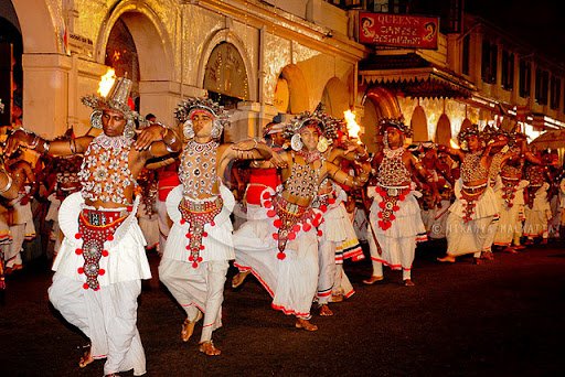 kandy-dalada-perehera1.jpg