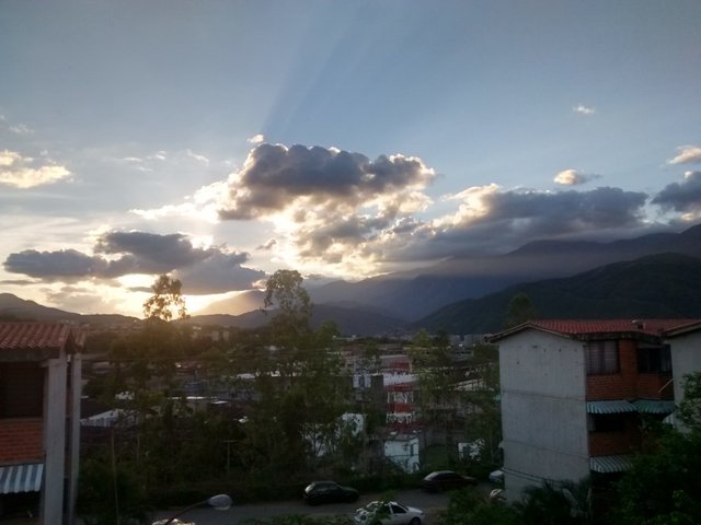 atardecer en ciudad casarapa.jpg