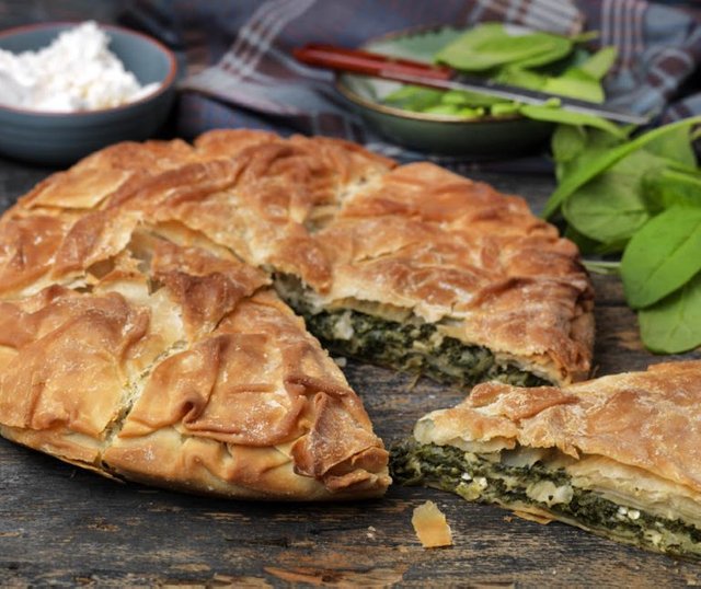 spanakopita-768x645.jpg