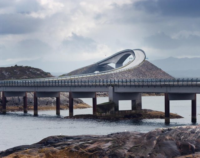 Storseisundet Bridge, Norway.jpg