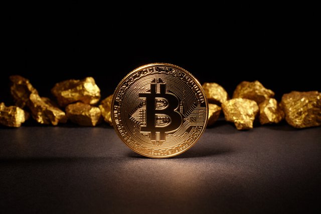 Bitcoin-gold-bg.jpg