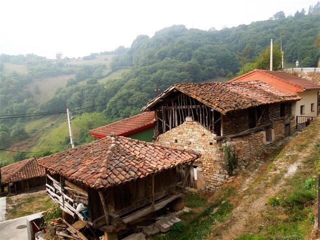 Asturias septiembre 2012 053.jpg