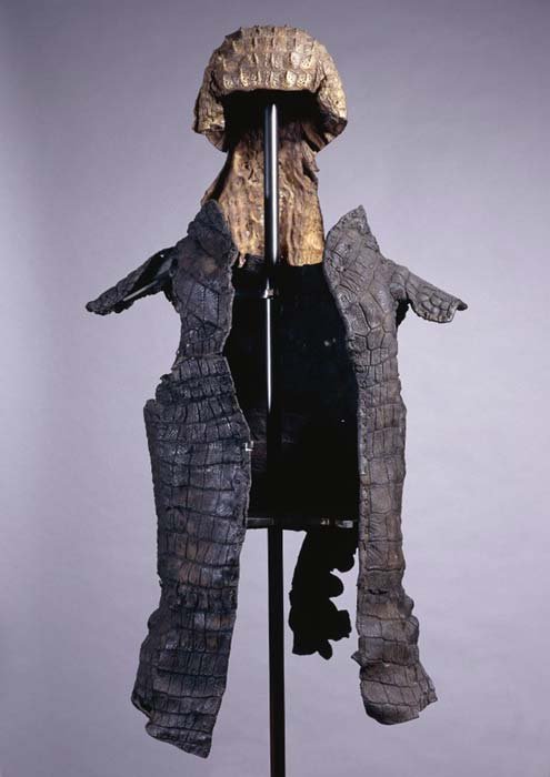 Suit-of-parade-armor.jpg