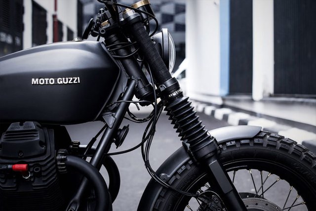 moto-guzzi-recast-04-768x512.jpg