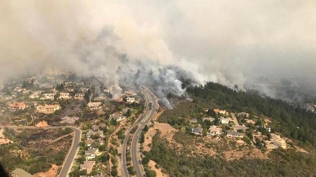 104763296-RTS1FSTV-california-fire.720x405.jpg