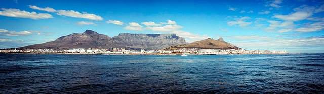 Table_Mountain_from_Table_Bay.jpg