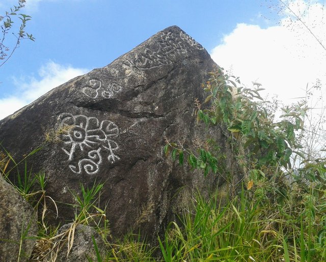 piedra de los indios.jpg