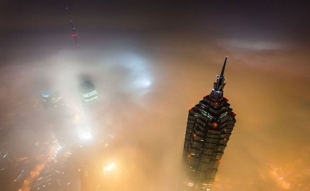 Rooftopping Image_MH.jpg