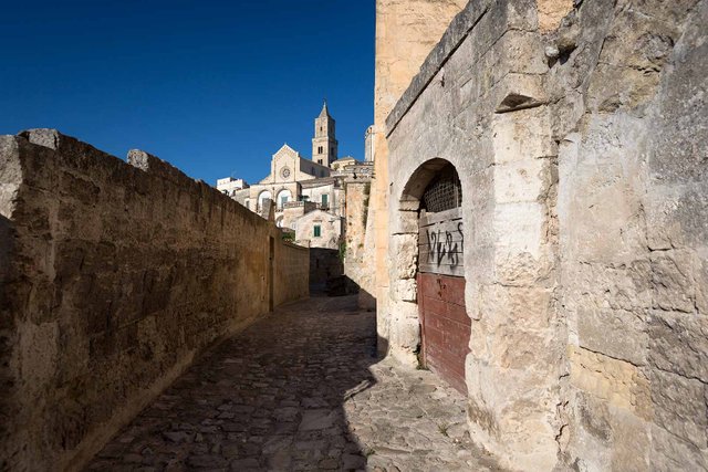 matera-old-town-basilicata-italy-4.jpg