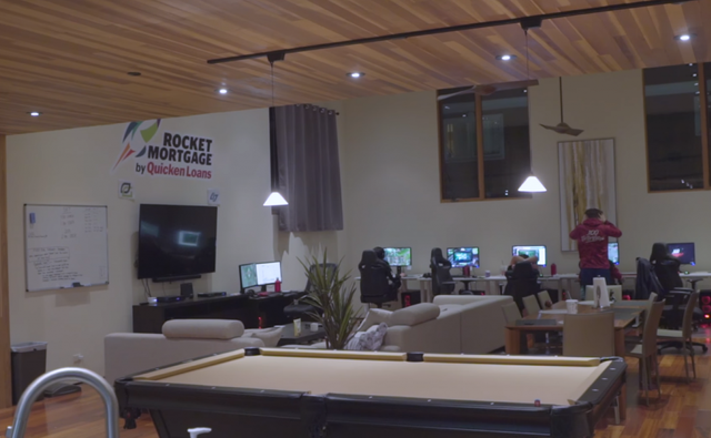 100t-gaming-house-09-1024x575.png