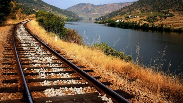 Why do railway tracks have crushed stones alongside them? - Alpha Rail