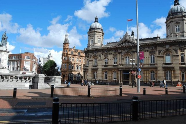 victoria-square-hull-768x514.jpg