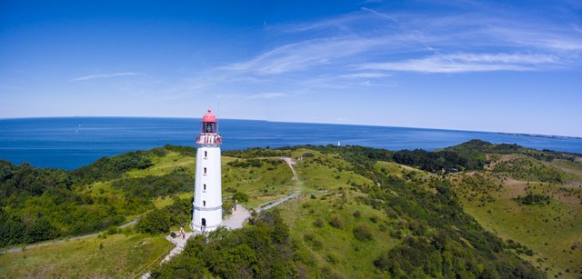 hiddensee-leuchtturm-dornbusch.jpg