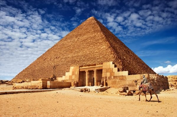 Great-Pyramid-Of-Giza-Khufu-Cheops-Egypt-01.jpg