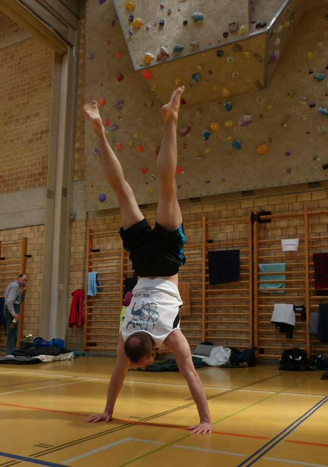 Handstand