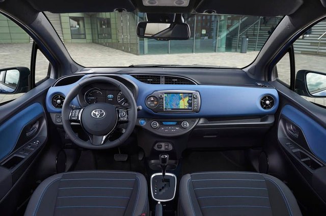 toyota yaris 2017 i.jpg