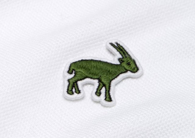 Lacoste-changes-logo-to-save-threatened-species-5a97c1f6bc9cc__700.jpg