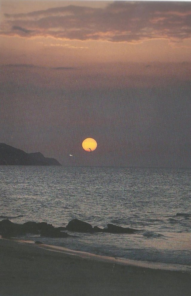 Atardecer playas de cumana 2.jpg