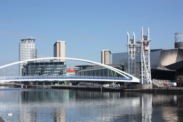 UK - Salford Quays - Lowry Centre and Bridge.jpg