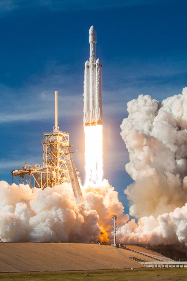 Falcon Heavy Demo Mission Start