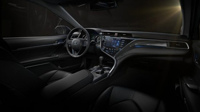 toyota-camry-interior-679x382.jpg