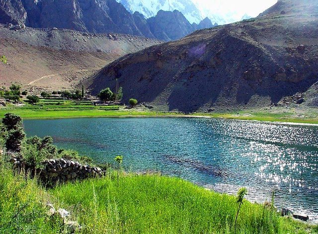 View of bureth Lake in pakistan.jpg