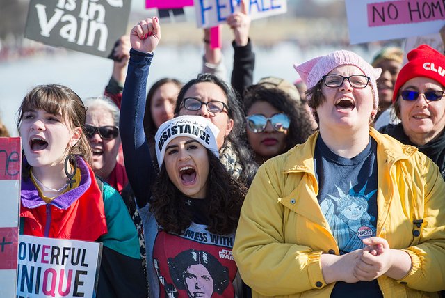 04_womensmarch.jpg