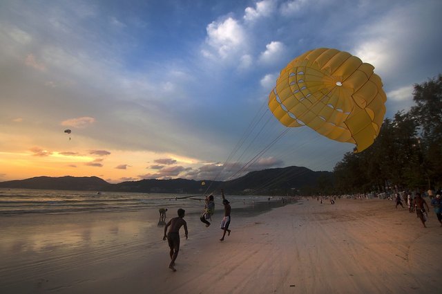 beach-2614259_960_720.jpg