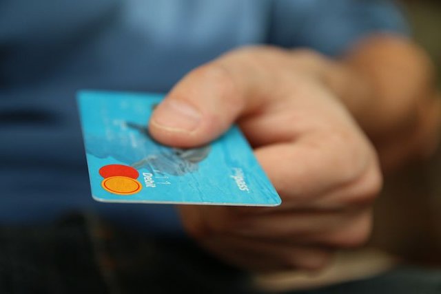 money-256319__480.jpg