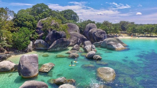 PANTAI BELITUNG.jpeg