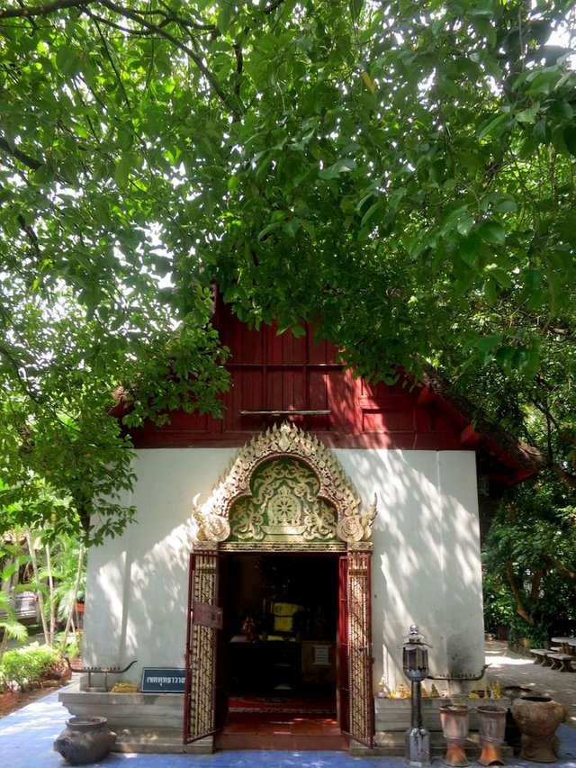 Wat Phra Sing Chiang Mai Thailand 20.jpg