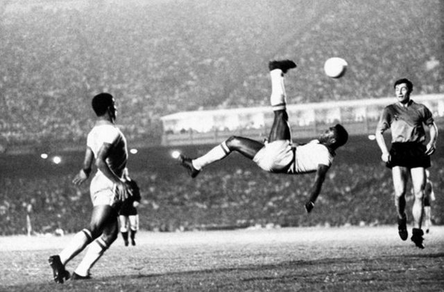 5f372a154af293d69560d0a582b7e12f25613d40-historia-del-futbol-inglaterra-y-argentina.jpg