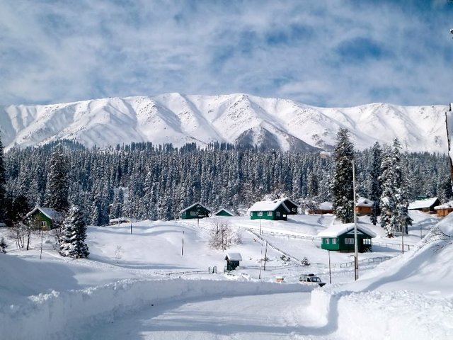 Gulmarg 121484053085.jpg