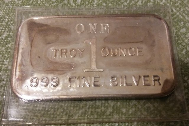 bar 1.jpg